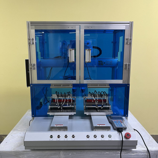 PCB 어셈블리에 사용되는 안전 커버 및 주석 수유 시스템이있는 산업 등급 자동 납땜 기계