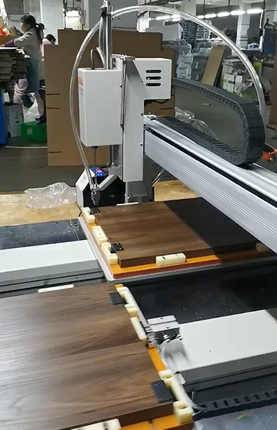 나무 보드를위한 나사 수정
