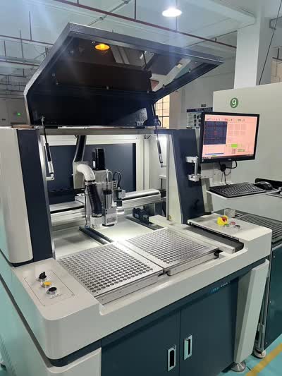 Resize_400x533_5321732082223_.pic